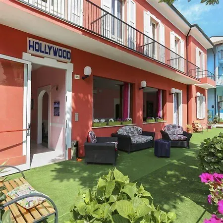 Hotel Hollywood